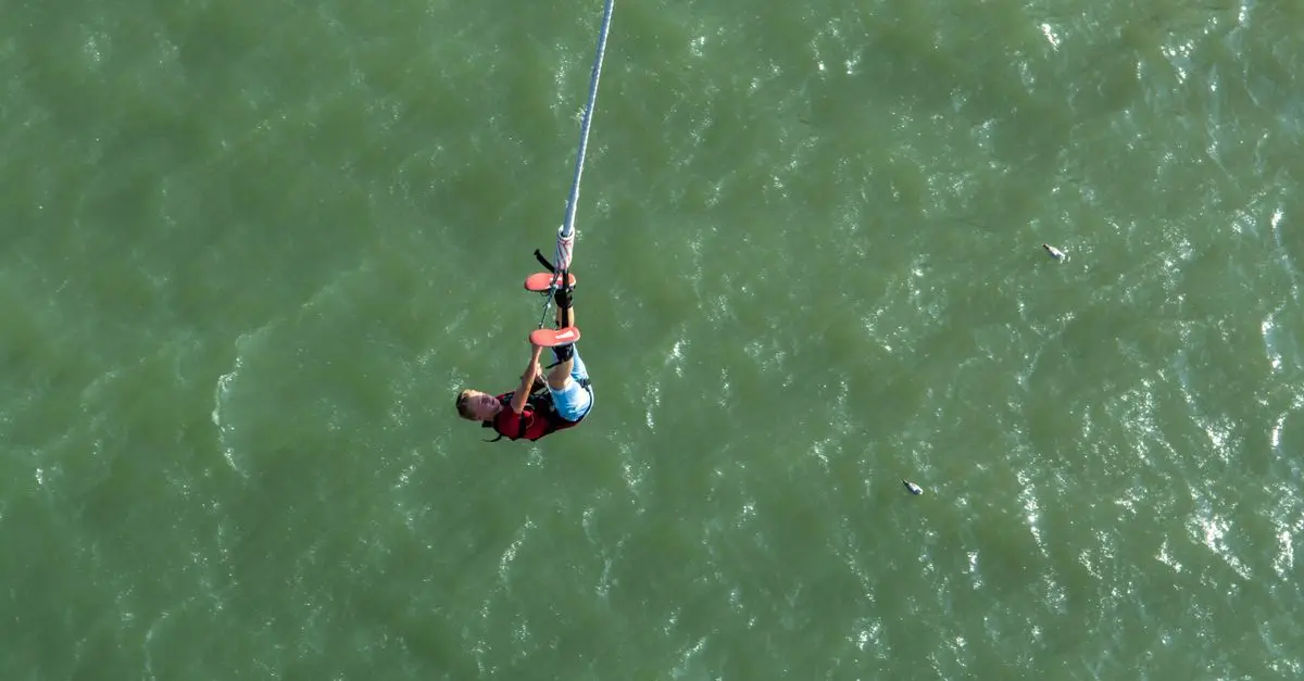 Initiation au saut à l'élastique : ce qu'il faut savoir