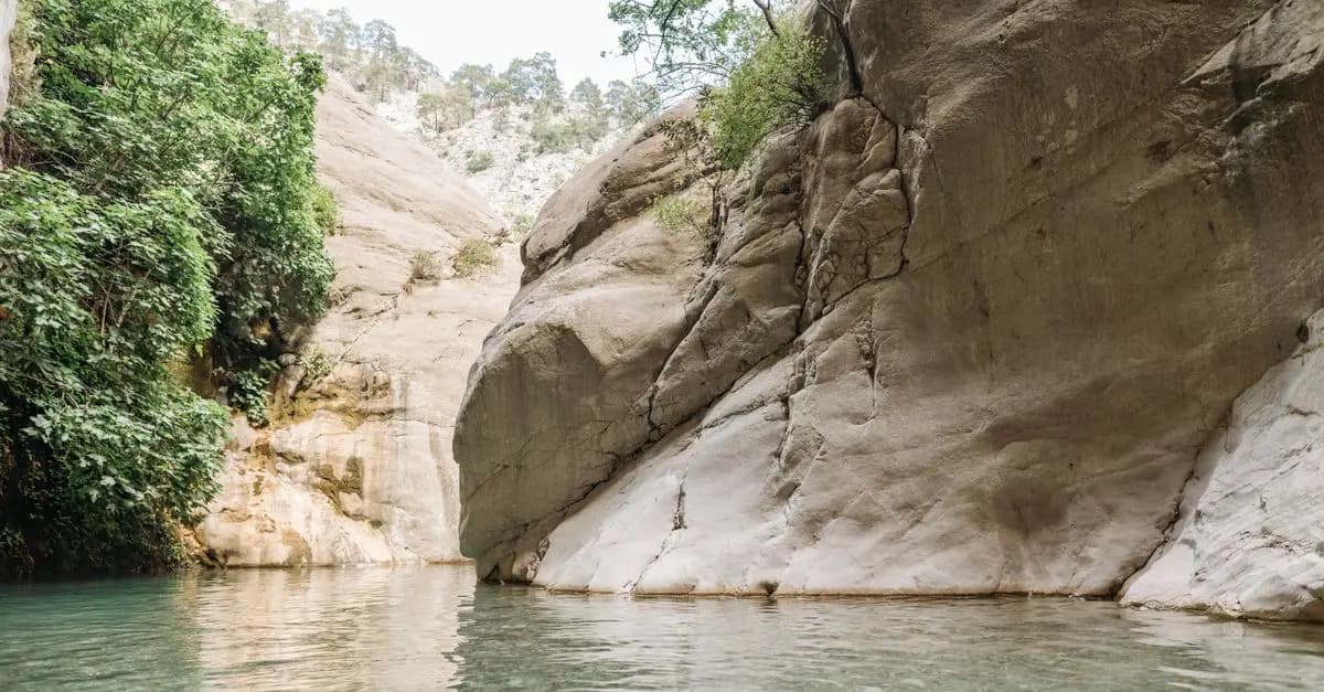 Comment vivre une expérience inoubliable de canyoning
