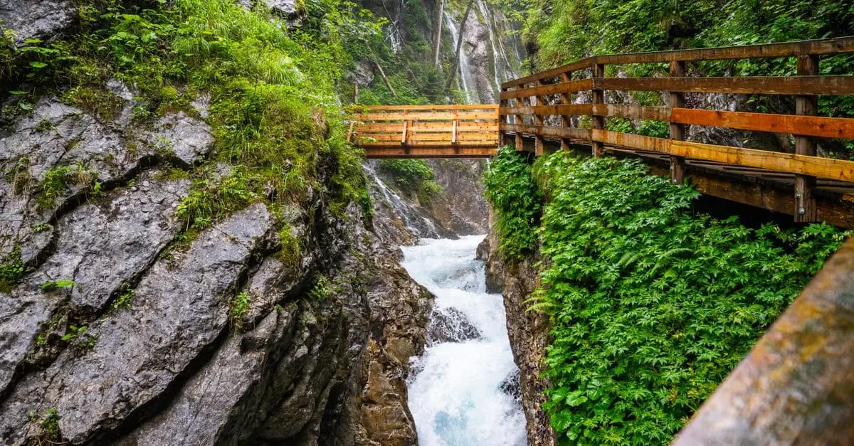 Top 5 des expériences de canyoning à vivre absolument