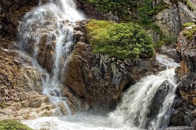 Top 10 des expériences de canyoning à vivre absolument